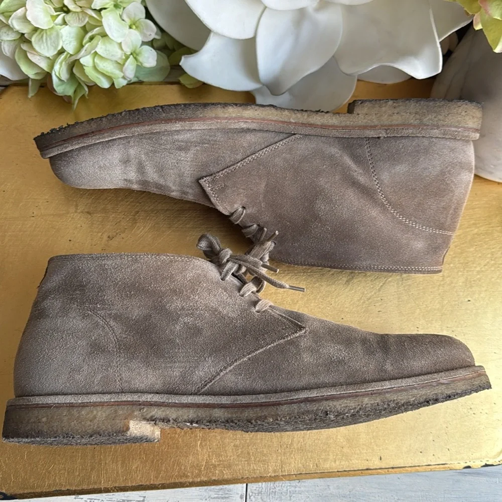 Allen Edmonds Montauk Chukka Boot in Natural Suede